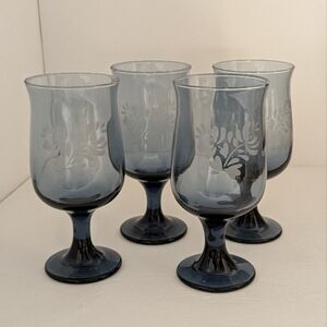 Pfaltzgraff Yorktown Wine Glasses Set of 4